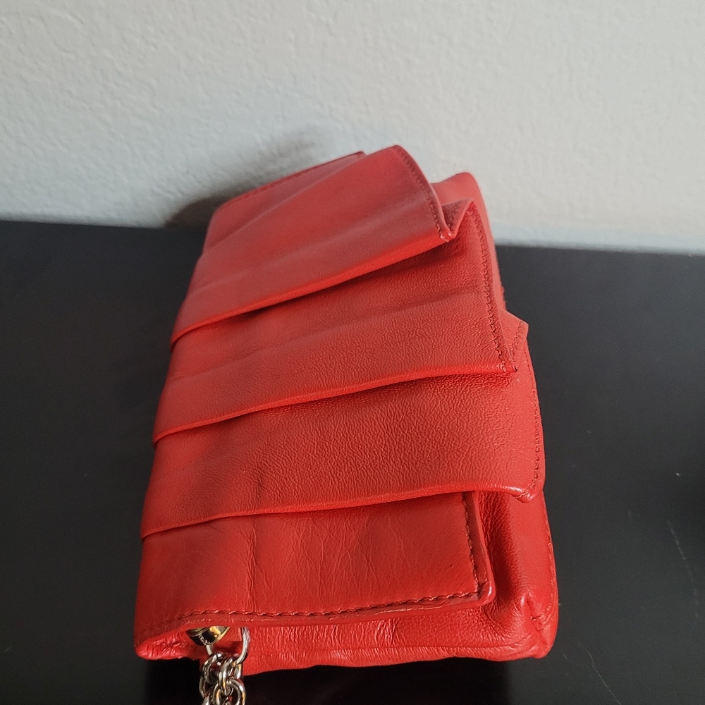 Henri Bendel  soft  leather clutch - Picture 3 of 15